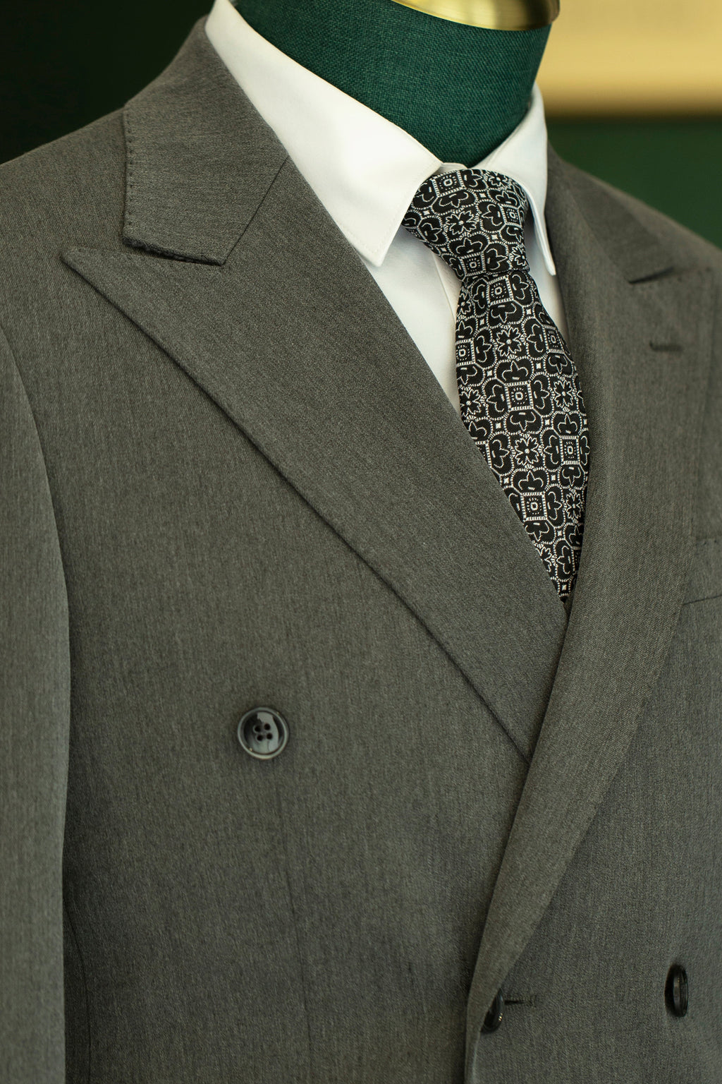 Charcoal Grey Wool Double Breasted 3 Piece Wedding Suit For Groom And Groomsmen