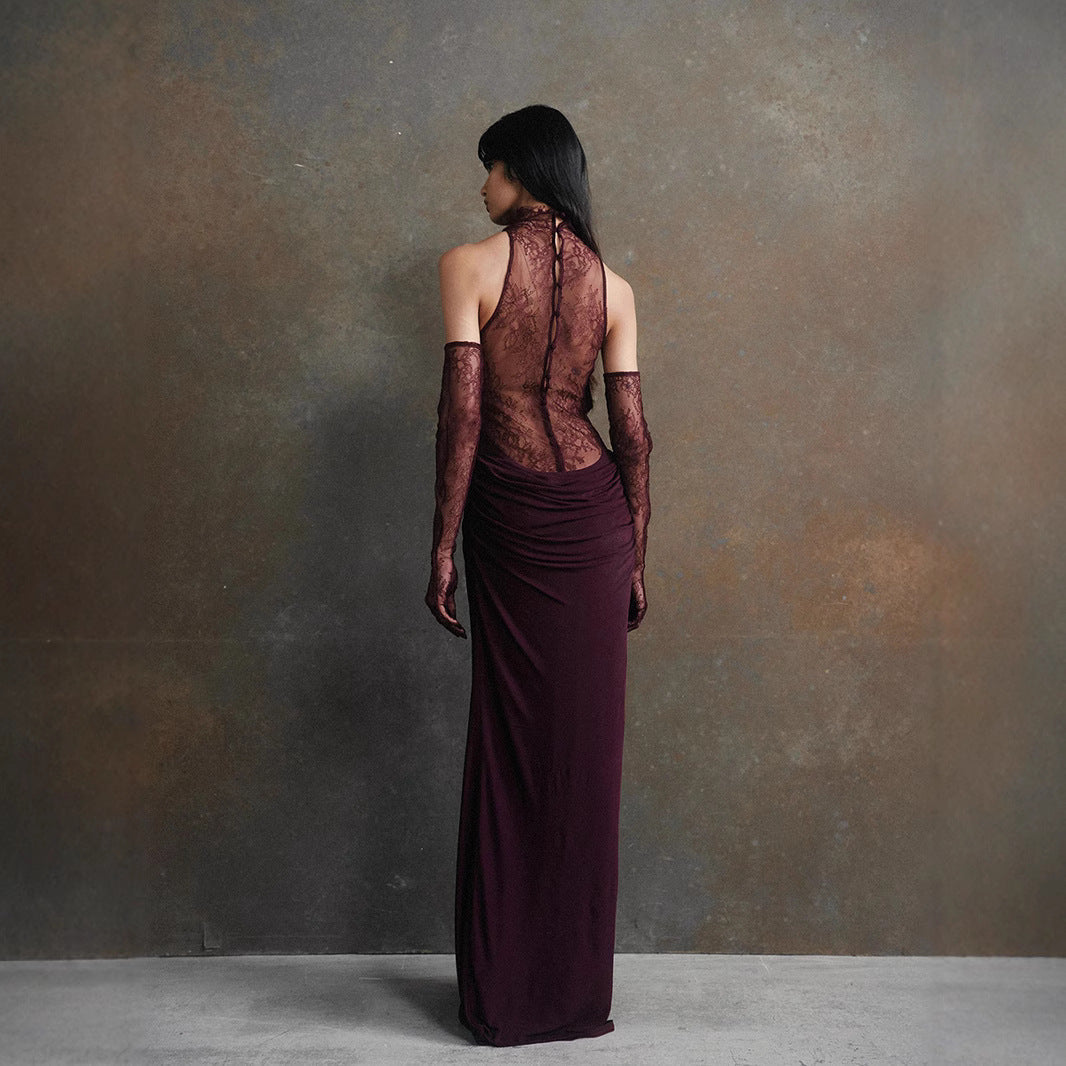 Ballkleid mit tiefem V-Ausschnitt und Spitze und Patchwork 