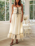 Elegantes Patchworkkleid mit schulterfreien Trägern 