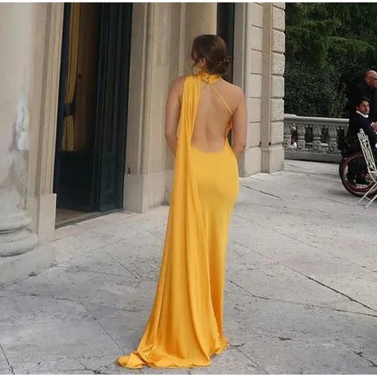 فستان سهرة طويل أصفر ساتان بدون ظهر وكتف مكشوف Y8466