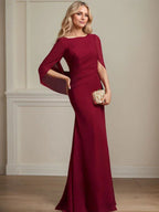 Vestido de Mãe da Noiva em Chiffon com Decote Barco, Corte Trompete/Sereia e Comprimento até ao Chão, com Pregas