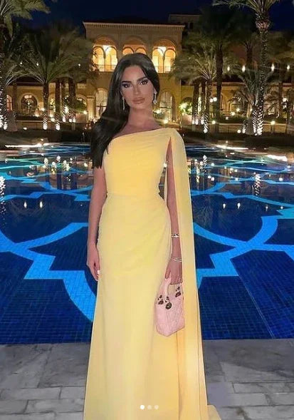 Elegante abito lungo da sera in chiffon con una spalla giallo Y7524