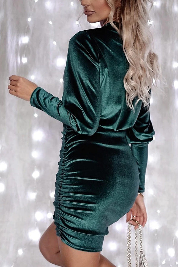 Abito Bodycon Verde Velluto con Maniche a Sbuffo e Drappeggio