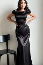 Off the Shoulder Sleeveless Long Mermaid Prom Dress with Pleated Detailing