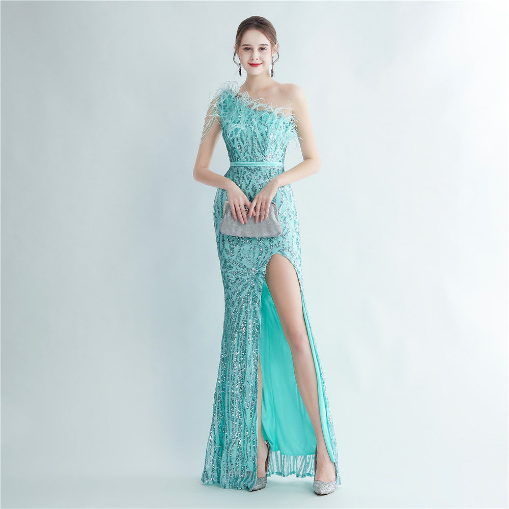 Vestido de noite com contas artesanais de cabelo de avestruz da indústria pesada com fenda lateral