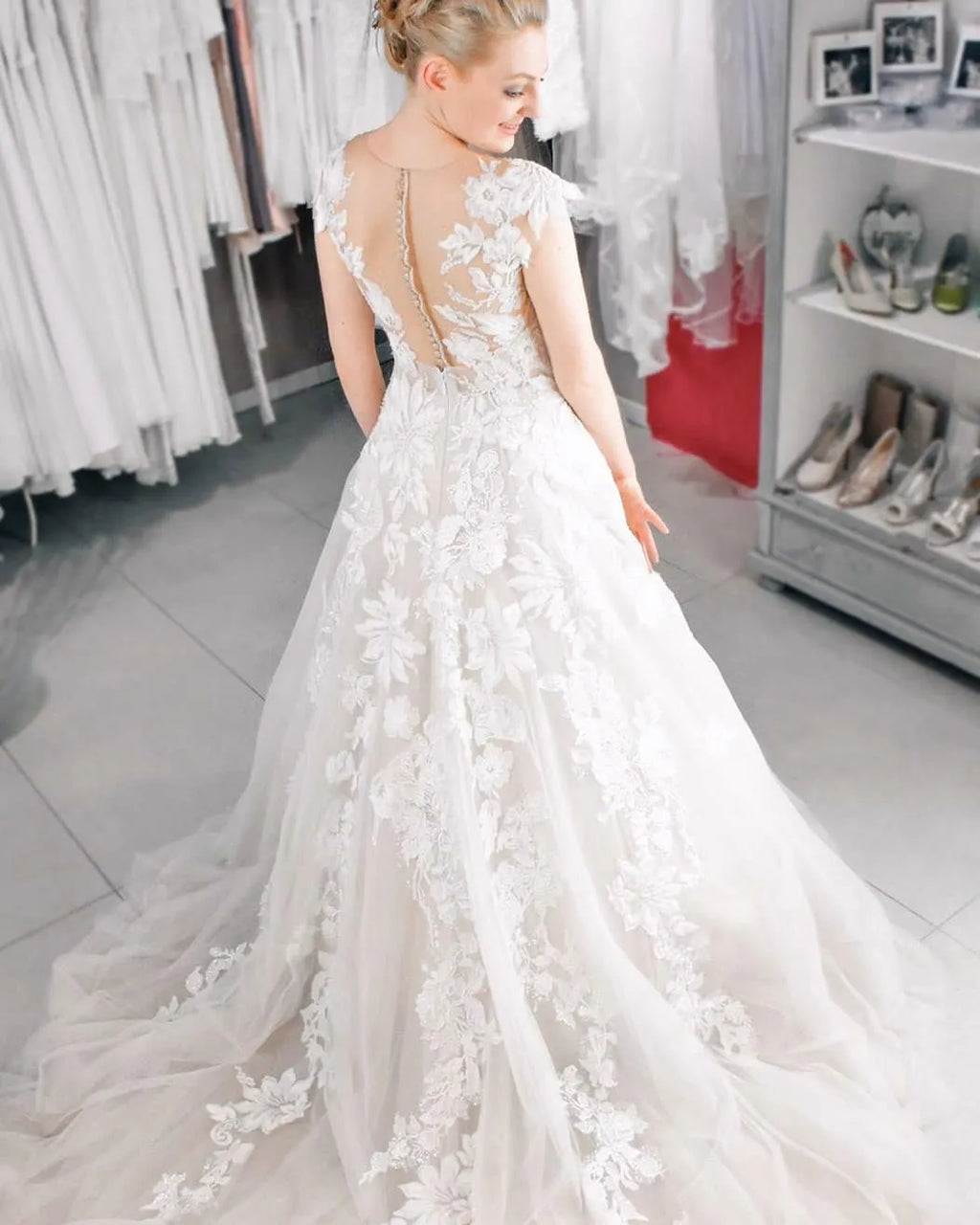 Charming Bateau Floor Length Tulle A Line Wedding Dress With Applique Lace Pearl