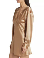 Zartes Minikleid aus Tela-Satin mit tiefem V-Ausschnitt und Riemchen 