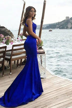 Vestido longo de baile de finalistas cauda de sereia com costas abertas e alças ao pescoço Regal Sapphire