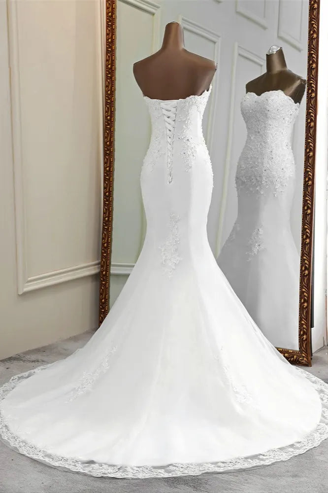 Chic Long Mermaid Strapless Lace Appliques Beaded Wedding Dress