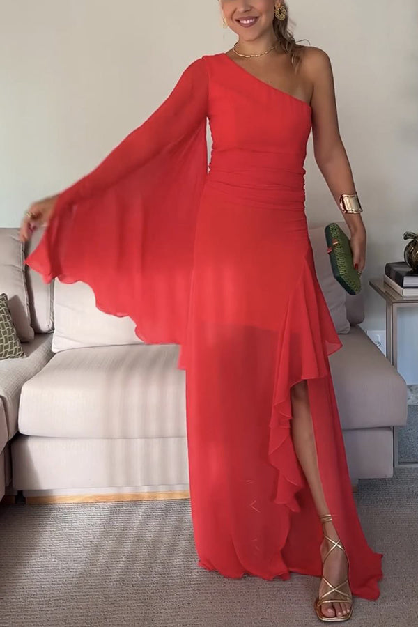 Party Pal – Einfarbiges Maxikleid aus Chiffon mit einer Schulter und Glockenärmeln und Schlitz 