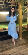 Vestido de fiesta formal azul elegante con escote en V y corte sirena Y8181