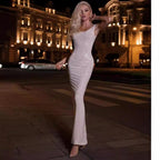 Vestido Longo Elástico e Moderno para Festas e Baile de Finalistas, Sem Costas