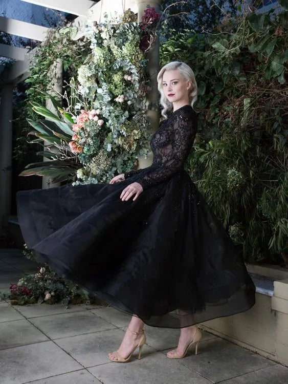 Black Long Sleeves Tea Length Bateau Wedding Dress With Appliques Lace
