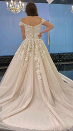 Elegant Off Shoulder A Line Long Wedding Dress With Tulle Lace