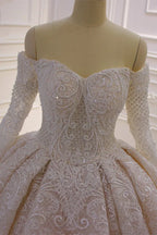 Stunning Ball Gown Wedding Dress With Off The Shoulder Sleeves And Lace Applique