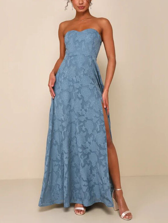 Abendkleid, trägerloses, schmal geschnittenes Maxikleid mit Schlitz 