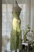 Vestido de Baile Longo Verde Esmeralda com Decote Coração, Camadas de Chiffon e Contas Y8558
