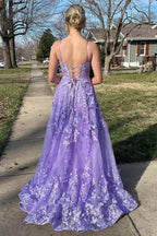 Vestido largo de fiesta en línea A con tirantes finos de lavanda bonita, encaje floral tridimensional