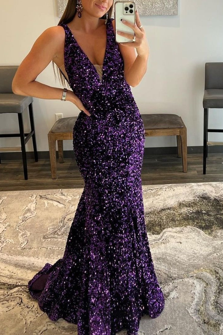 Abito da sera lungo a sirena viola con scollo a V, schiena scoperta e paillettes