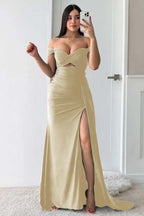 Off Shoulder Sleeveless Long Split Prom Dress Pleated Custom Colors Sizes
