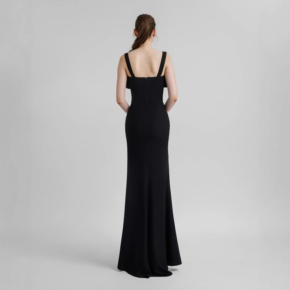 Vestido de baile elegante com alça de diamantes e racha