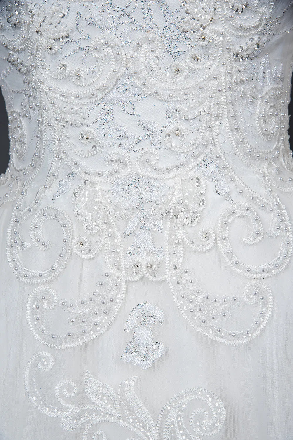 Chic Ruffled Ball Gown Long Sleeve Wedding Dress With Lace Appliques
