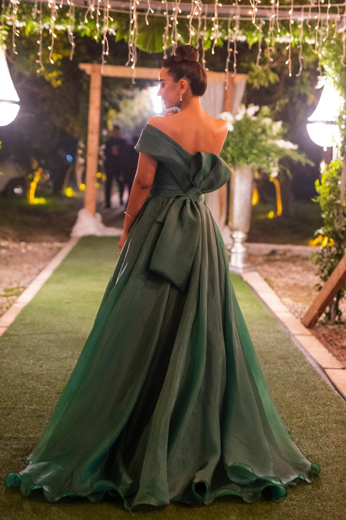Robe de bal longue A-line sans bretelles à une épaule avec nœud papillon et fente avant