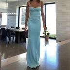 Vestido de noche elegante azul de satén con tirantes finos Y8232