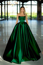 Strapless Sleeveless Long A Line Prom Dress With Pockets Pleated Custom Colors