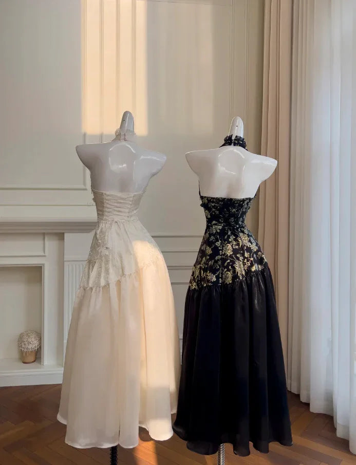 Vestido de noite longo elegante preto com alças ao pescoço, cetim estampado, flores e lantejoulas, corte evasê, vestido de baile Y8568