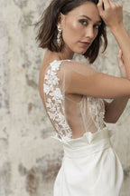 Bateau Neckline Short Applique Wedding Dress With Belt Pocket