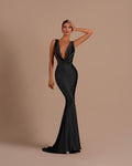 Black Deep V Neck Sleeveless Mermaid Prom Dress With Pleated Skirt