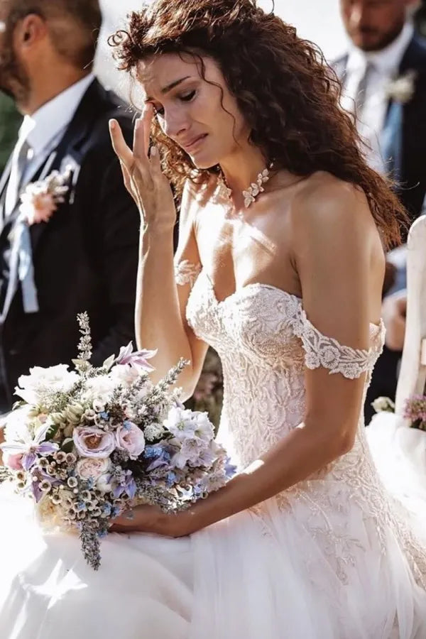Chic A Line Off The Shoulder Lace Tulle Wedding Dress