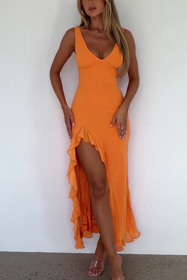 Robe longue débardeur échancrée en V ajustée à fentes hautes et volants