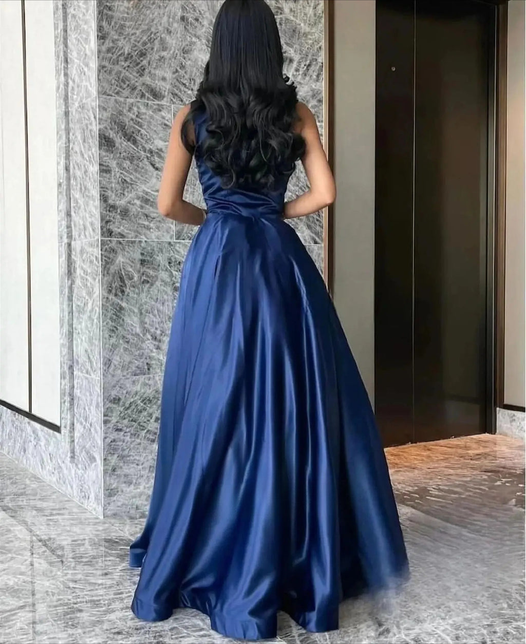 Luxuriöses Damen Abendkleid Dunkelblau Satin Glitzerbesatz Linie Ein Abschlusskleid Party Elegant Ball Hochzeit Maßgeschneidert