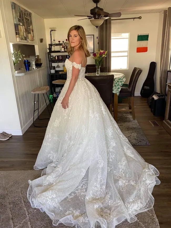 Elegant A Line Off The Shoulder Lace Wedding Dress With Beaded Appliques