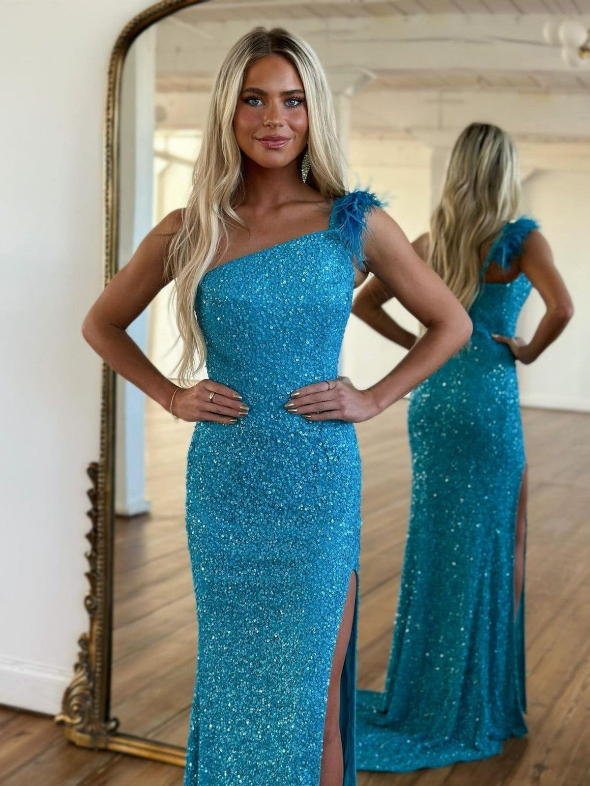 Meerjungfrau One-Shoulder Pailletten Ballkleid mit Schlitz
