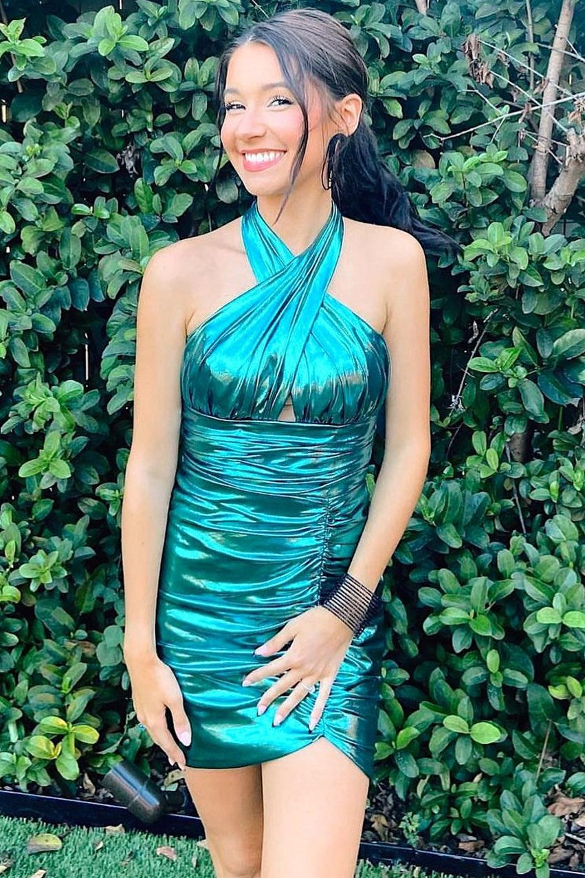 Kurzes Partykleid mit Neckholder und Rüschen