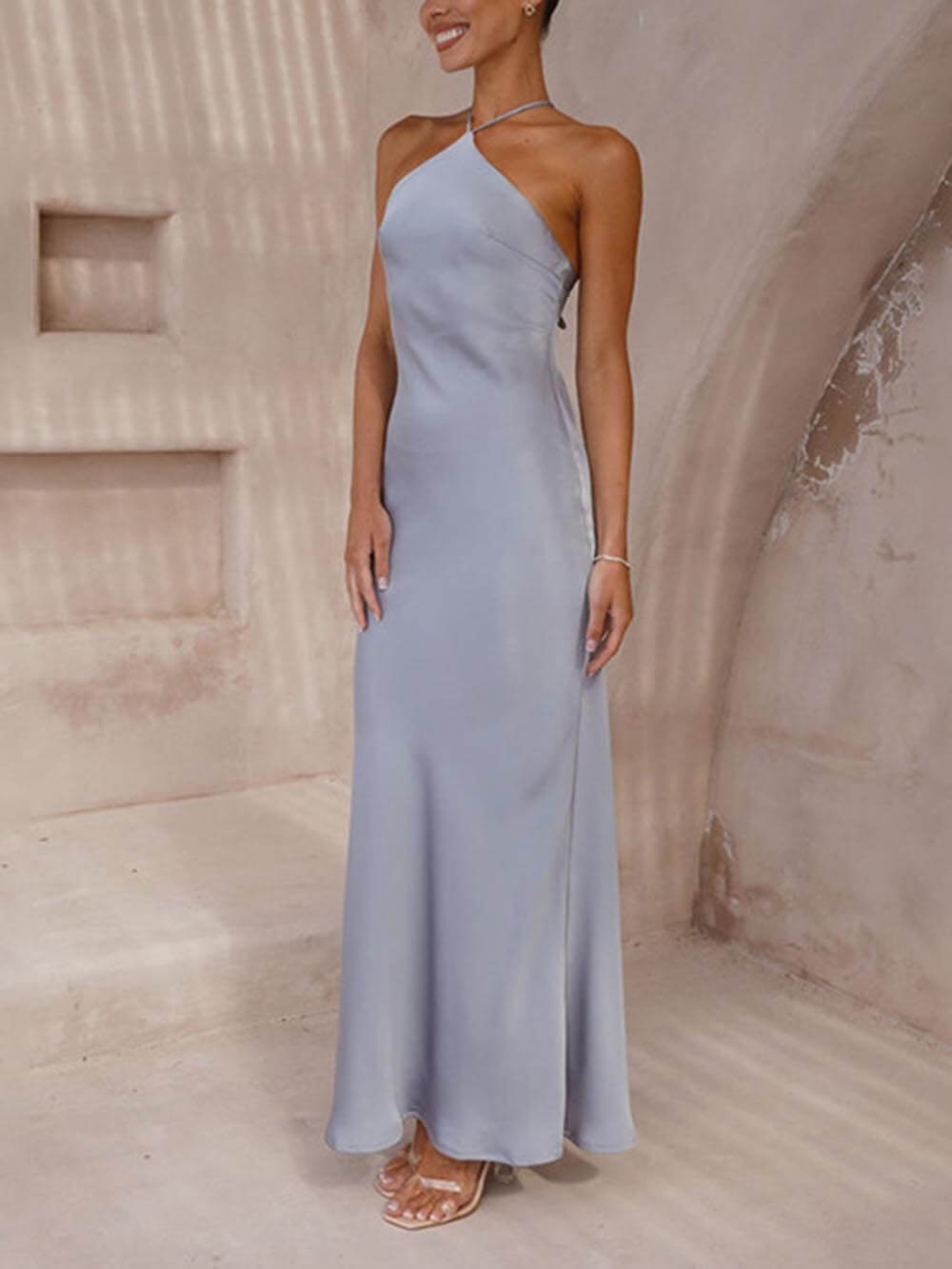 Robe longue sans manches et sans dos