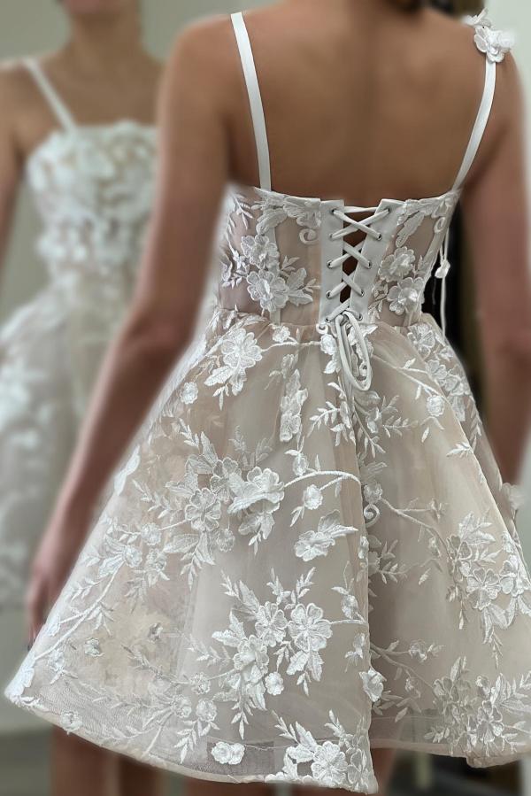 Deluxe Short A Line Lace Prom Dress With Square Neck Spaghetti Straps Appliques