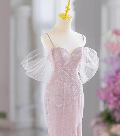 Vestido de fiesta y noche elegante rosa con tirantes finos y cuentas estilo sirena Y7615