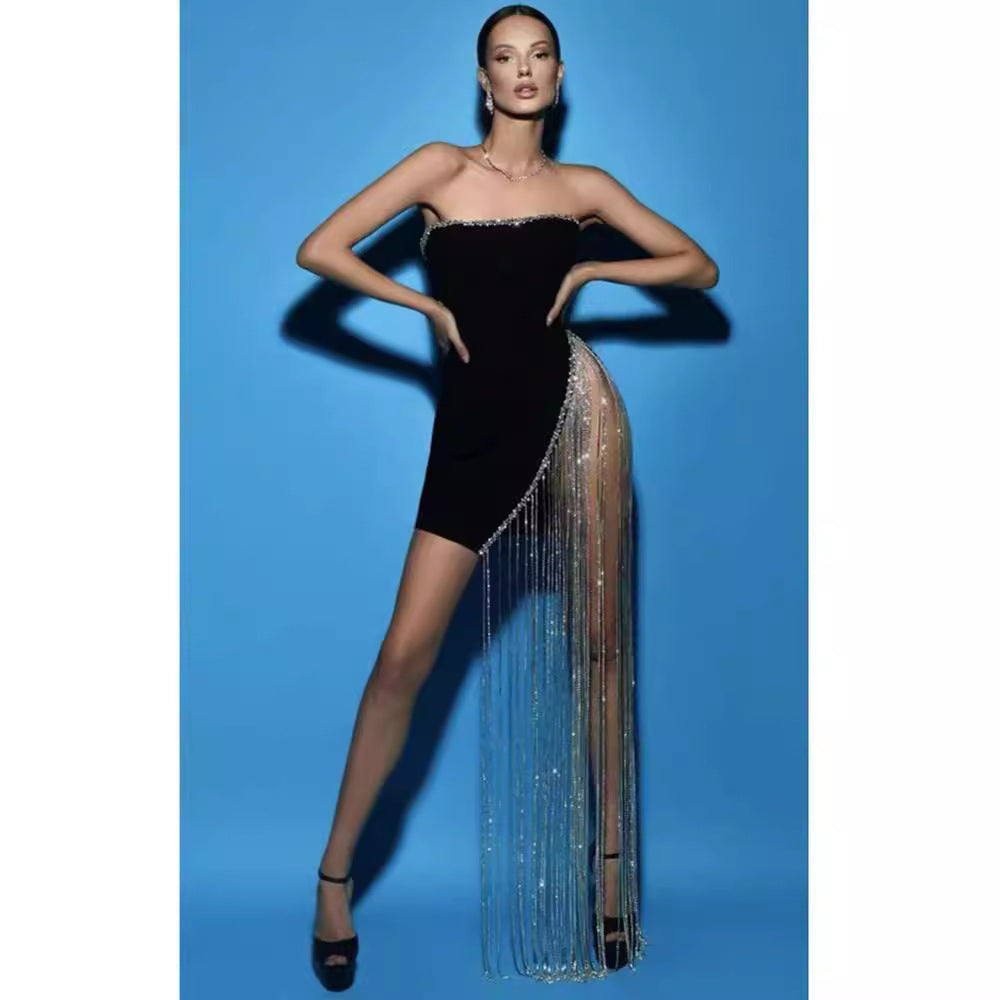 Sexy trägerloses Mini-Ballkleid mit Schlitz im Bandage-Stil 