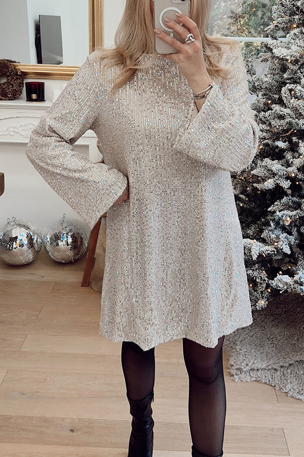 Robe courte décontractée à nœud papillon noué dans le dos et paillettes "Perdue dans ton regard"