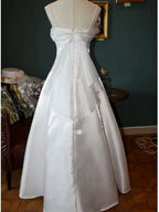 Vestido de Festa Elegante Branco em Cetim com Alças Finas Estilo Fada Corte em A Vestido de Princesa Vestido de Noite Y7556