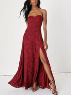 Abendkleid, trägerloses, schmal geschnittenes Maxikleid mit Schlitz 