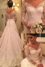 Glamorous Princess Long Sleeves Wedding Dress With Lace Appliques And Pearls