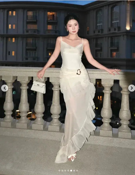 Vestido de Noite Elegante de Sereia em Chiffon Branco Vestido Longo de Baile com Folhos Y7716