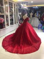 Luxuriöses schulterfreies rotes glitzerndes Perlenballkleid Süßes 16 Kleid Y1275