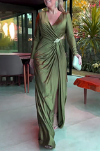 Elegante Abendkleider mit ausgehöhltem Schlitz und gerüschtem V-Ausschnitt (4 Farben) 
