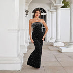 Vestido de baile sem alças estilo francês com missangas